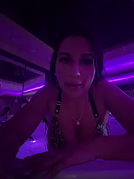 BabyyLiss online show from February 14, 2026, 12:40 am