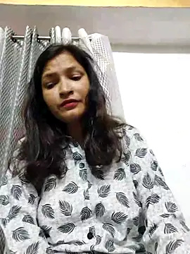 Snapshot of Priyaa_1433 chatting on June 19, 2026, 5:17 pm Priyaa 1433 online show from June 19, 2026, 5:17 pm