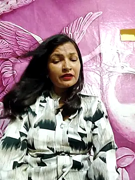Snapshot of Priyaa_1433 chatting on June 27, 2026, 5:51 pm Priyaa 1433 online show from June 27, 2026, 5:51 pm