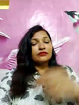 Snapshot of Priyaa_1433 chatting on June 28, 2026, 7:42 pm Priyaa 1433 online show from June 28, 2026, 7:42 pm