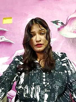 Snapshot of Priyaa_1433 chatting on July 9, 2026, 6:28 am Priyaa 1433 online show from July 9, 2026, 6:28 am