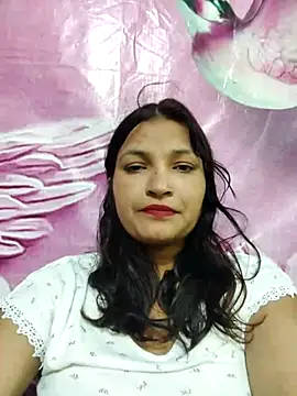 Snapshot of Priyaa_1433 chatting on July 10, 2026, 5:15 pm Priyaa 1433 online show from July 10, 2026, 5:15 pm