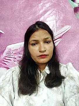 Snapshot of Priyaa_1433 chatting on July 13, 2026, 7:22 am Priyaa 1433 online show from July 13, 2026, 7:22 am