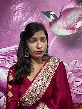 Snapshot of Priyaa_1433 chatting on July 28, 2026, 7:39 pm Priyaa 1433 online show from July 28, 2026, 7:39 pm