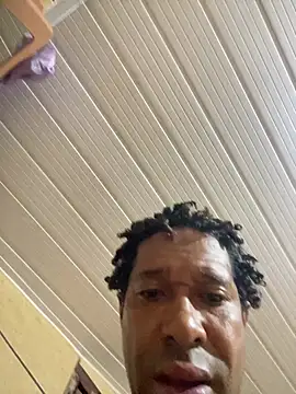 joao8211 online show from March 7, 2026, 7:05 am