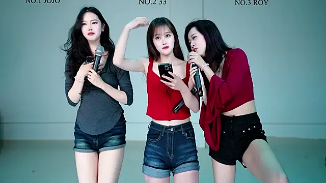 QIANXI 004 online show from March 8, 2026, 11:58 am