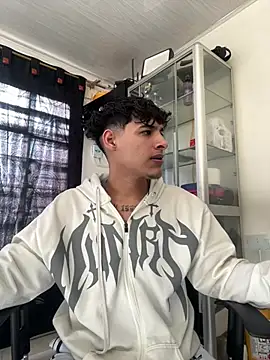 Snapshot of MaxStar26 chatting on January 11, 2026, 12:54 pm MaxStar26 online show from January 11, 2026, 12:54 pm