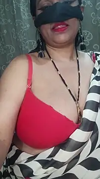 Hot-BHABHI696 online show from March 7, 2026, 6:27 pm