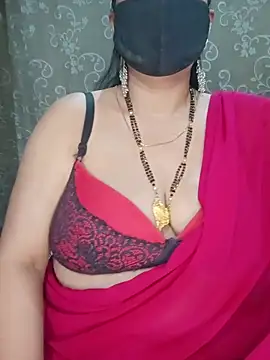 Hot-BHABHI696 online show from April 8, 2026, 9:09 am