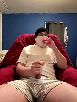 Snapshot of gtostsamy chatting on January 8, 2026, 3:47 pm gtostsamy online show from January 8, 2026, 3:47 pm