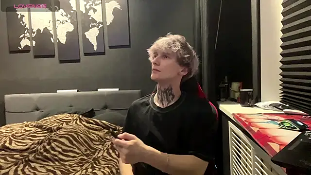 Mastur Bister online show from January 17, 2026, 5:05 pm