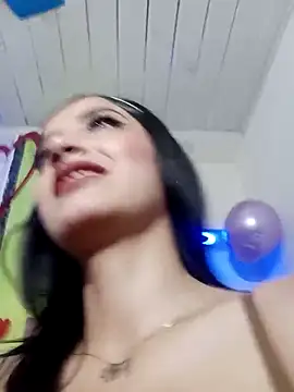 Snapshot of honeyluxe_ chatting on March 4, 2026, 4:07 am honeyluxe online show from March 4, 2026, 4:07 am