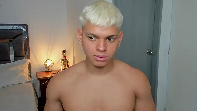 stefan leenox online show from February 13, 2026, 2:24 pm