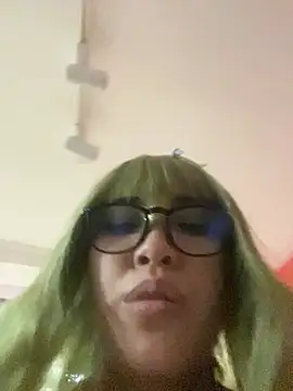 CrystalFairy007 online show from July 4, 2026, 3:13 am