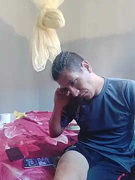 Snapshot of Rodrigohernan19 chatting on June 25, 2026, 1:48 pm Rodrigohernan19 online show from June 25, 2026, 1:48 pm