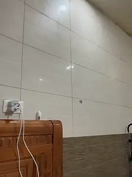 Liness101 online show from April 23, 2026, 2:24 am