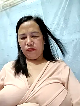 Clinic 139 online show from April 18, 2026, 7:51 pm