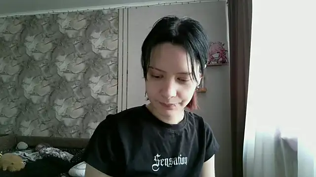 LxayBloom online show from February 9, 2026, 8:40 am