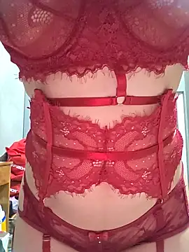 Snapshot of moon_baby99 chatting on June 6, 2026, 1:43 am moon baby99 online show from June 6, 2026, 1:43 am