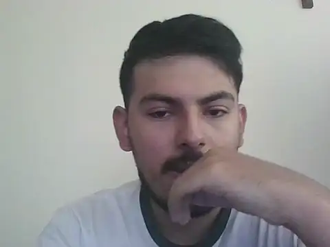 Snapshot of Mateotubbe chatting on July 12, 2026, 3:14 pm Mateotubbe online show from July 12, 2026, 3:14 pm