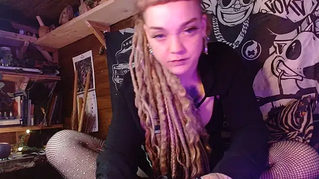 spiralhokkaido23 online show from April 13, 2026, 8:53 am