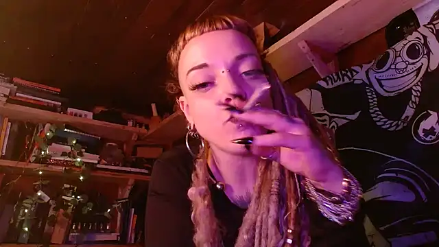 spiralhokkaido23 online show from April 20, 2026, 6:20 pm