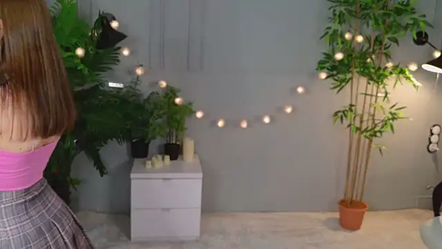 sheilaa pink online show from March 16, 2026, 5:06 pm