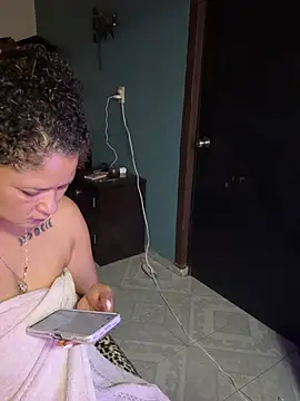 NenisJessicaOchoa online show from February 3, 2026, 6:13 pm