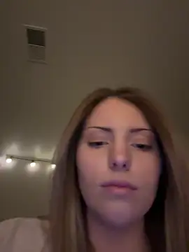 Snapshot of MK_RE0189 chatting on March 4, 2026, 8:20 am MK RE0189 online show from March 4, 2026, 8:20 am