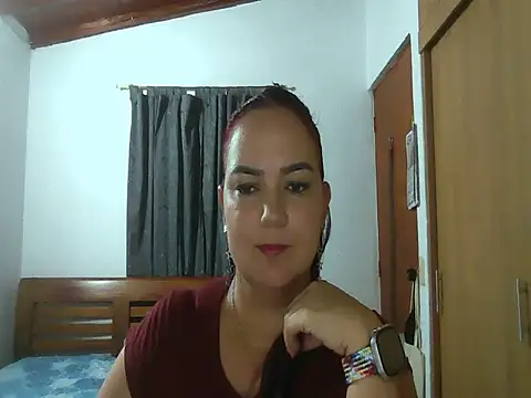 Snapshot of Roja_tentacion chatting on March 14, 2026, 11:43 pm Roja tentacion online show from March 14, 2026, 11:43 pm