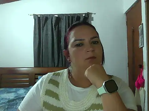 Snapshot of Roja_tentacion chatting on March 16, 2026, 3:12 am Roja tentacion online show from March 16, 2026, 3:12 am