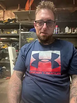 Snapshot of WIDBIGWHITECOCK chatting on June 22, 2026, 2:57 am WIDBIGWHITECOCK online show from June 22, 2026, 2:57 am