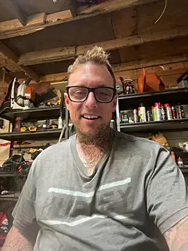 Snapshot of WIDBIGWHITECOCK chatting on July 24, 2026, 4:32 am WIDBIGWHITECOCK online show from July 24, 2026, 4:32 am