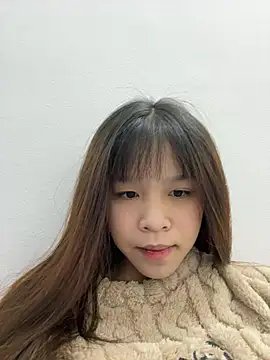 Snapshot of Lyli-122 chatting on January 12, 2026, 10:20 am Lyli-122 online show from January 12, 2026, 10:20 am