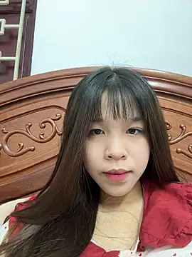 Snapshot of Lyli-122 chatting on January 16, 2026, 9:46 am Lyli-122 online show from January 16, 2026, 9:46 am