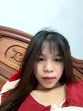 Snapshot of Lyli-122 chatting on January 17, 2026, 12:26 am Lyli-122 online show from January 17, 2026, 12:26 am