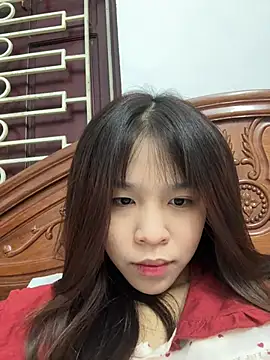 Snapshot of Lyli-122 chatting on February 13, 2026, 1:45 am Lyli-122 online show from February 13, 2026, 1:45 am