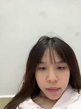 Snapshot of Lyli-122 chatting on February 27, 2026, 11:10 am Lyli-122 online show from February 27, 2026, 11:10 am