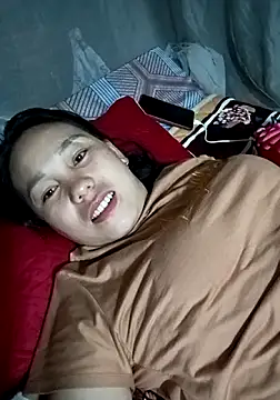 vanvan005 online show from April 18, 2026, 11:36 am