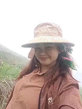 Miu baby01 online show from April 21, 2026, 3:02 am