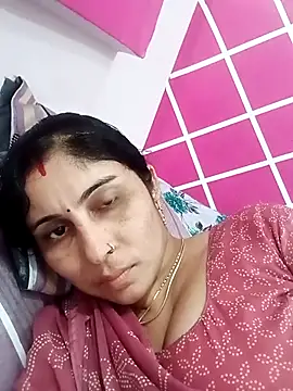 Hot ree85 online show from April 8, 2026, 7:52 am