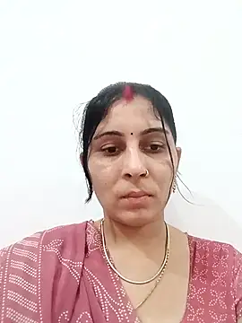 Hot ree85 online show from April 21, 2026, 11:16 am