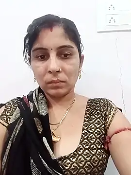 Hot ree85 online show from April 22, 2026, 7:11 am