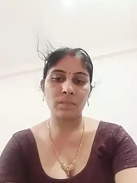 Snapshot of Hot_ree85 chatting on May 20, 2026, 5:30 pm Hot ree85 online show from May 20, 2026, 5:30 pm