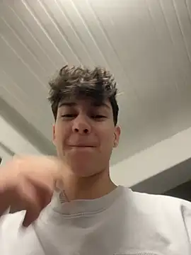 ravenryx online show from February 3, 2026, 3:50 pm