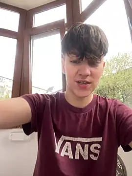 ravenryx online show from April 22, 2026, 11:12 am