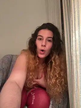 Snapshot of joanaguerreiru chatting on May 29, 2026, 11:25 pm joanaguerreiru online show from May 29, 2026, 11:25 pm