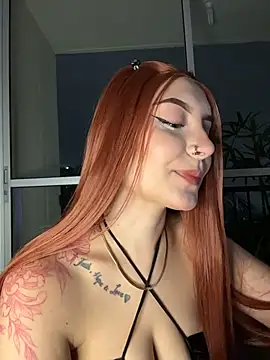 alesziarose  online show from February 24, 2026, 11:36 pm