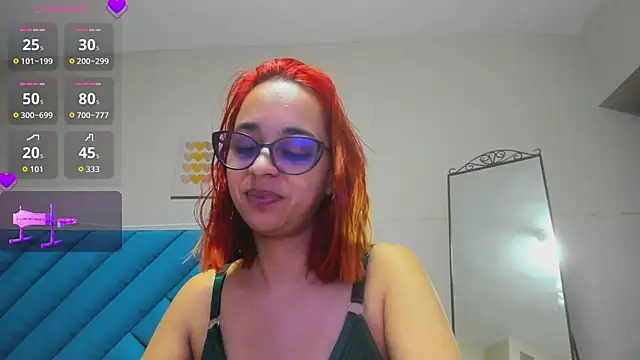 Snapshot of anna_taylor_ chatting on February 6, 2026, 8:34 pm anna taylor online show from February 6, 2026, 8:34 pm