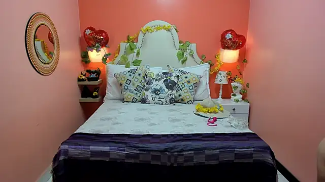 Dalila Najjar  online show from April 22, 2026, 2:29 pm